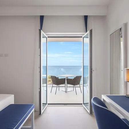 Seaside 4* Capo dʼOrlando