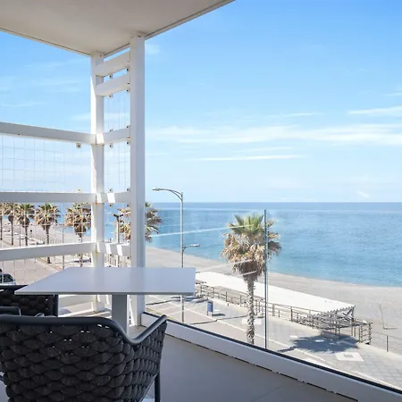 Seaside מלון 4*